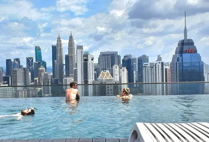 Regalia Suites Klcc View Rooftop Infinity Pool By Angkasa Homes