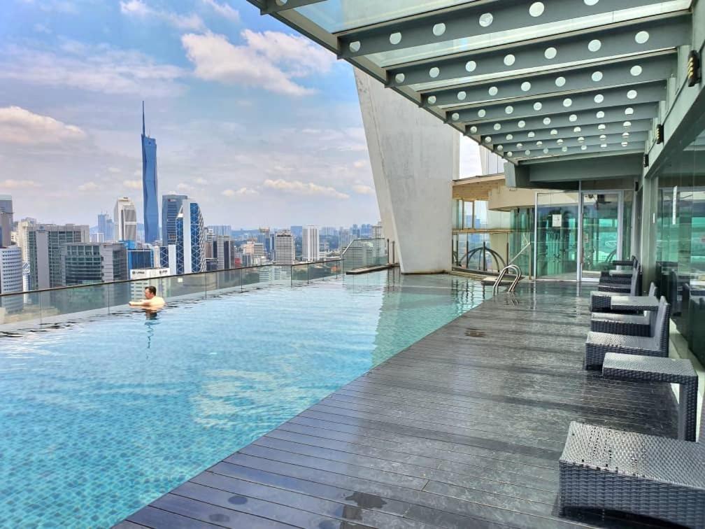 Regalia Klcc View Rooftop Infinity Pool By Angkasa Homes Kuala Lumpur
