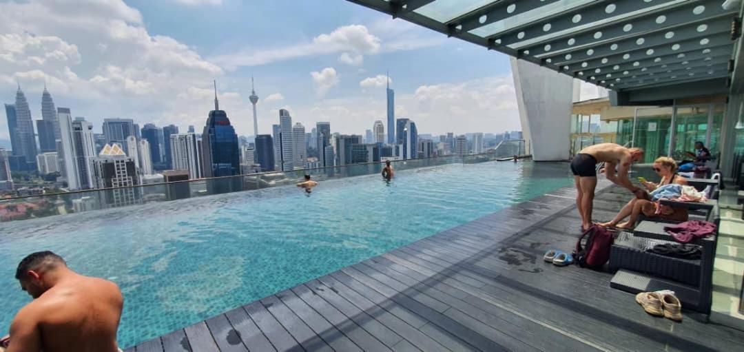 Regalia Klcc View Rooftop Infinity Pool By Angkasa Homes *